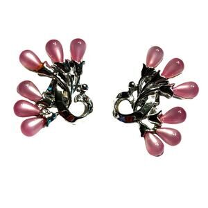 Vintage signed Charel clip on earrings mod silver & pink moonstone splash motif